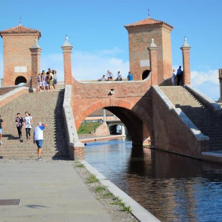 Porta Del Carmine Bed & Breakfast Comacchio Exterior photo