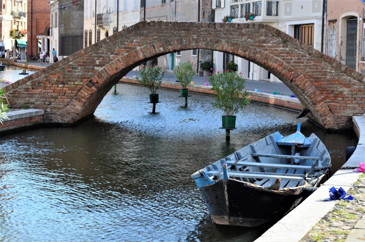 Porta Del Carmine Bed & Breakfast Comacchio Exterior photo