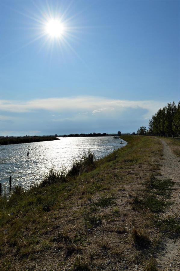 Porta Del Carmine Bed & Breakfast Comacchio Exterior photo